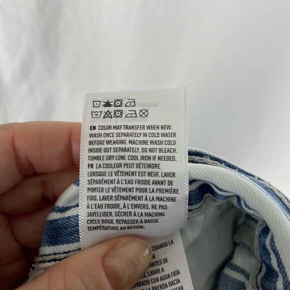 American Eagle Striped Mom Short - Women’s 8 - Picture 8 of 8